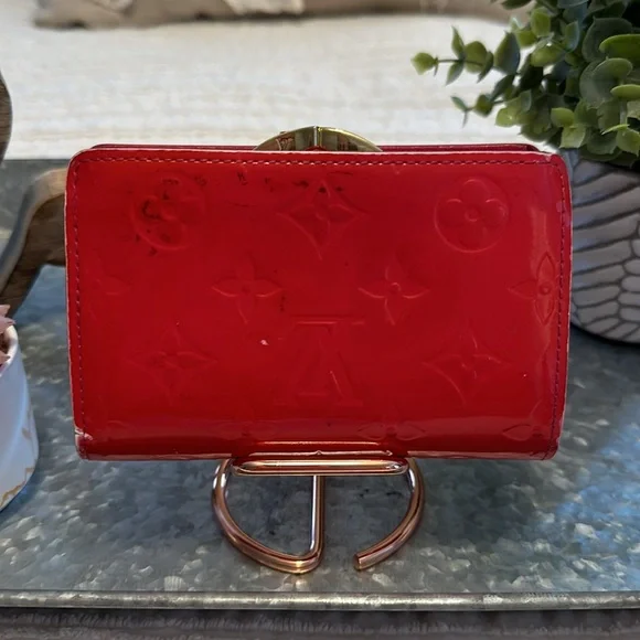 Louis Vuitton Vernis Kisslock Wallet